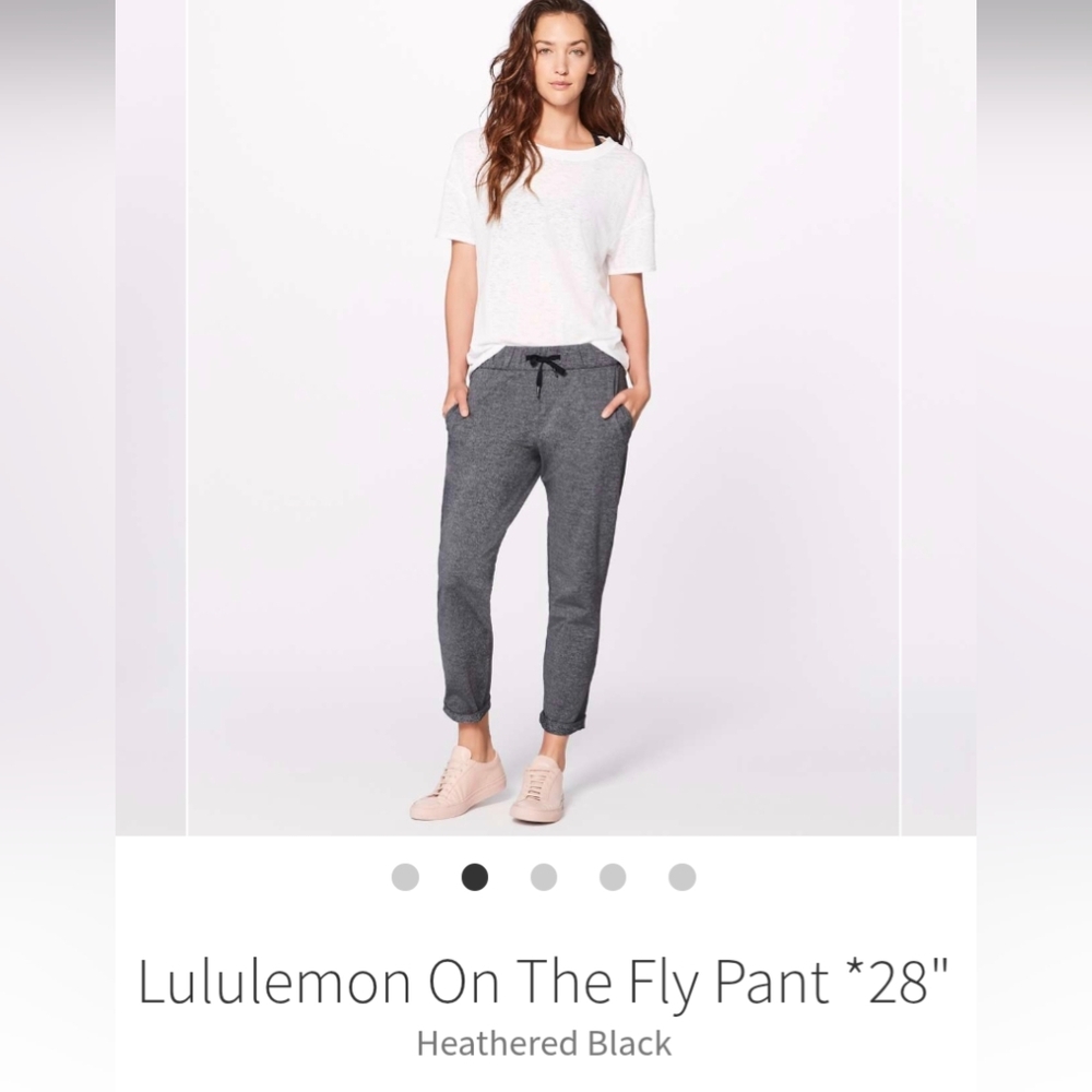 Sz 4 Lululemon  on the fly 28" pants luxtreme fbric